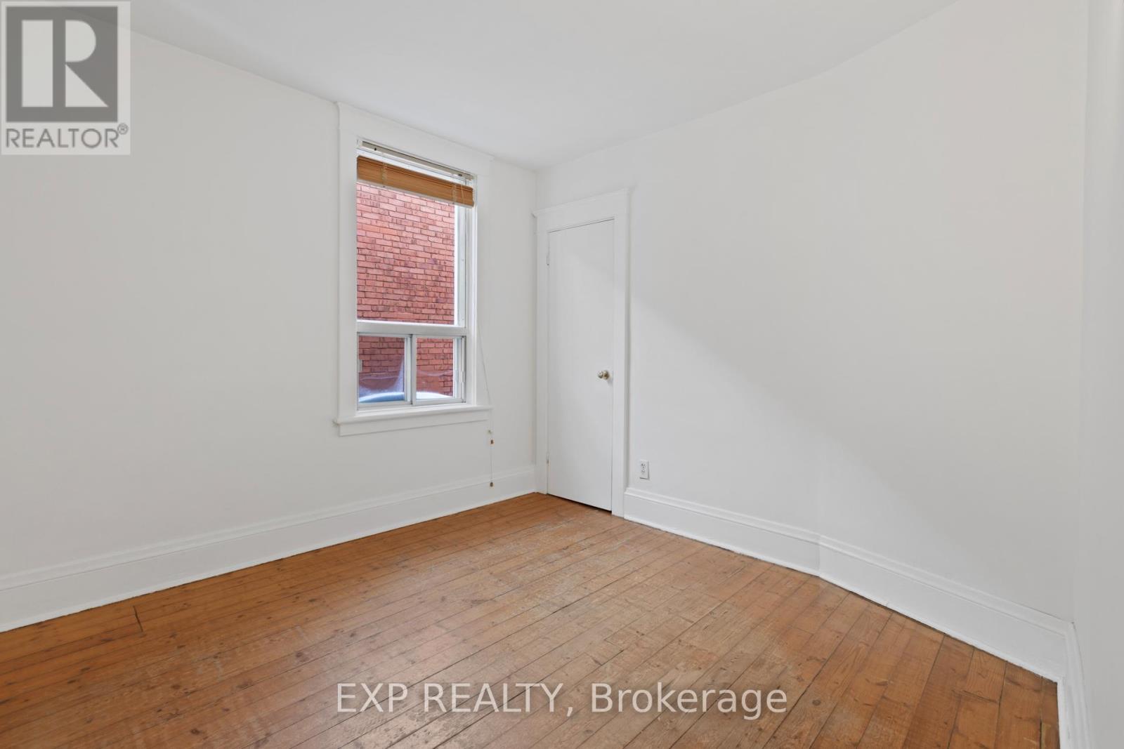 294 Clarence Street, Unit 292