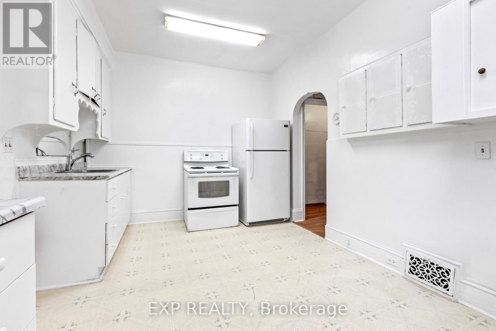 294 Clarence Street, Unit 292