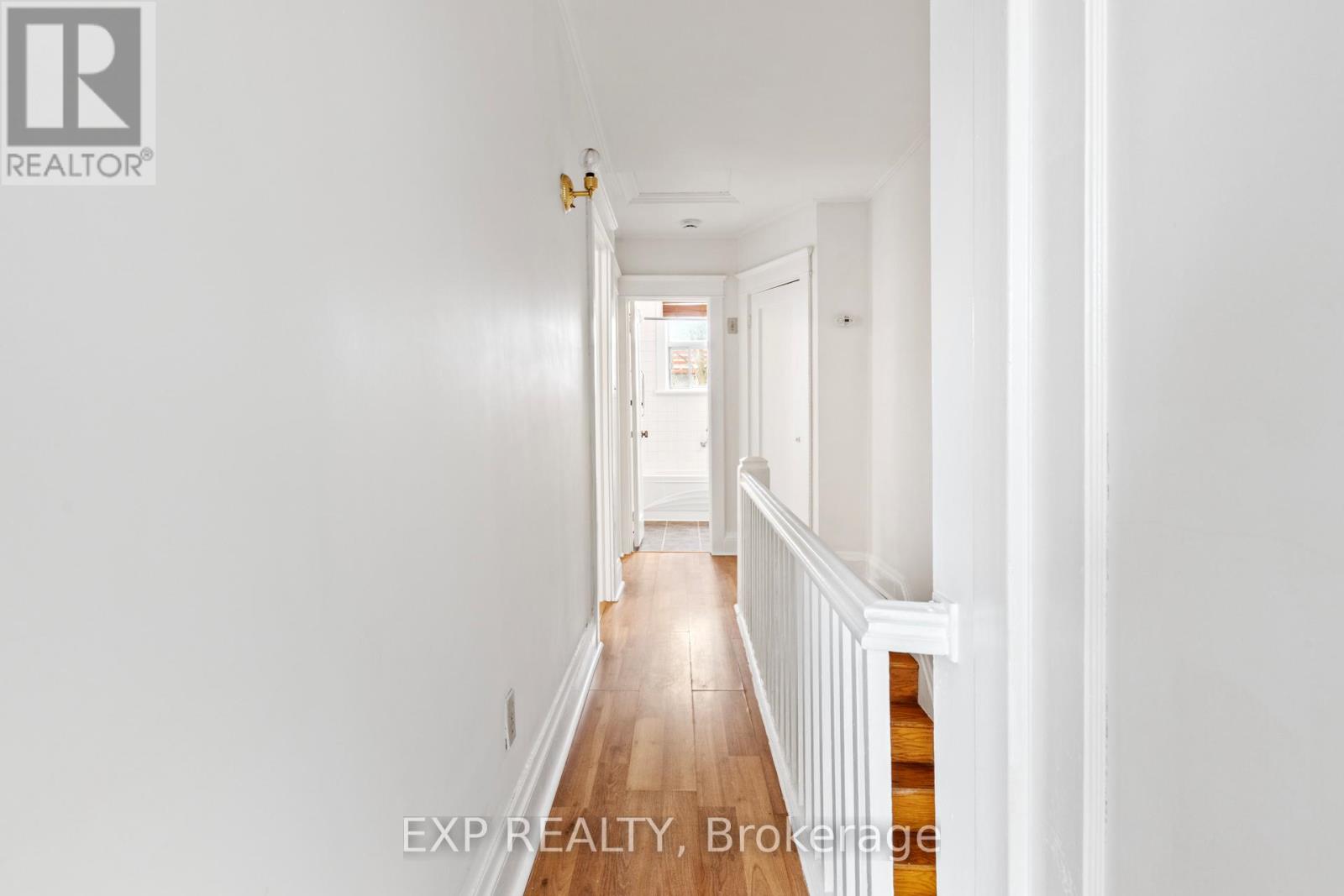 294 Clarence Street, Unit 292