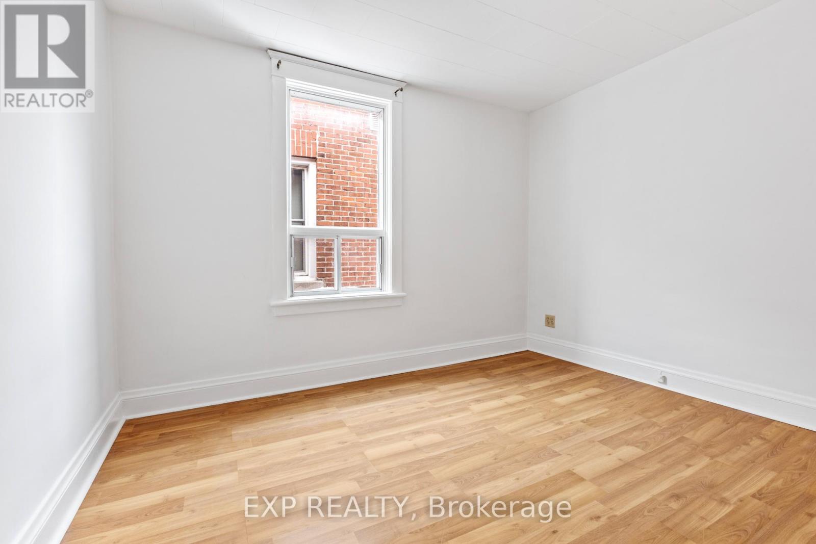 294 Clarence Street, Unit 292