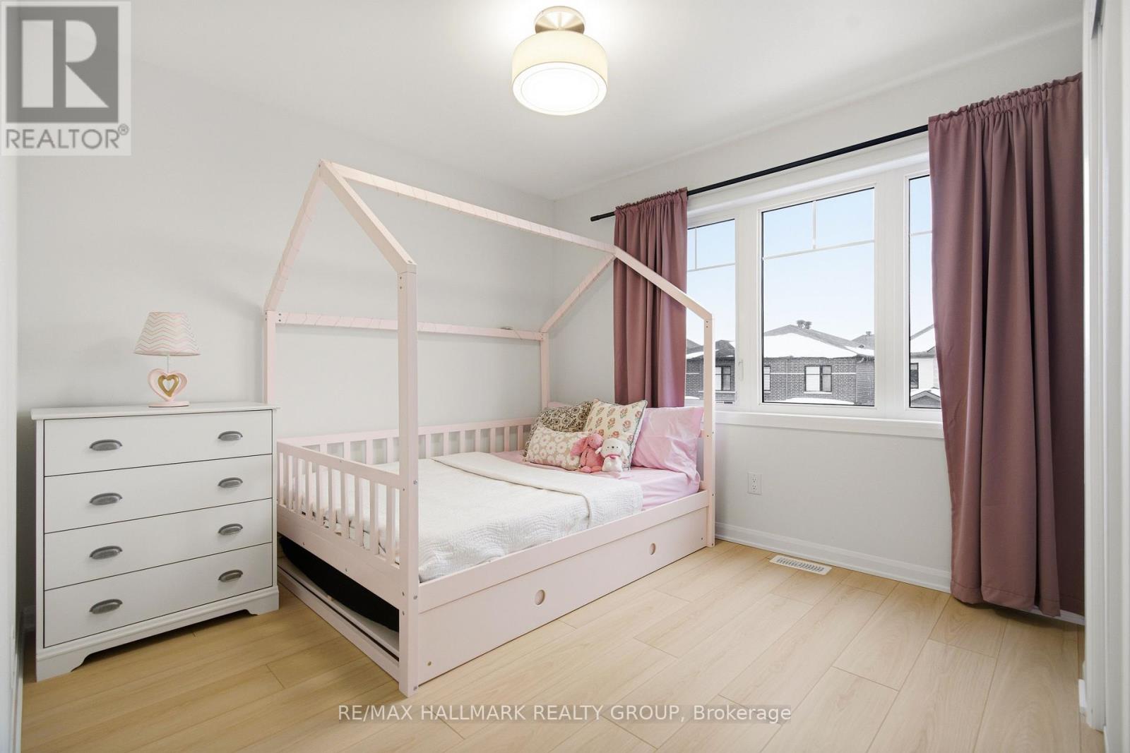 120 Lynn Coulter Street