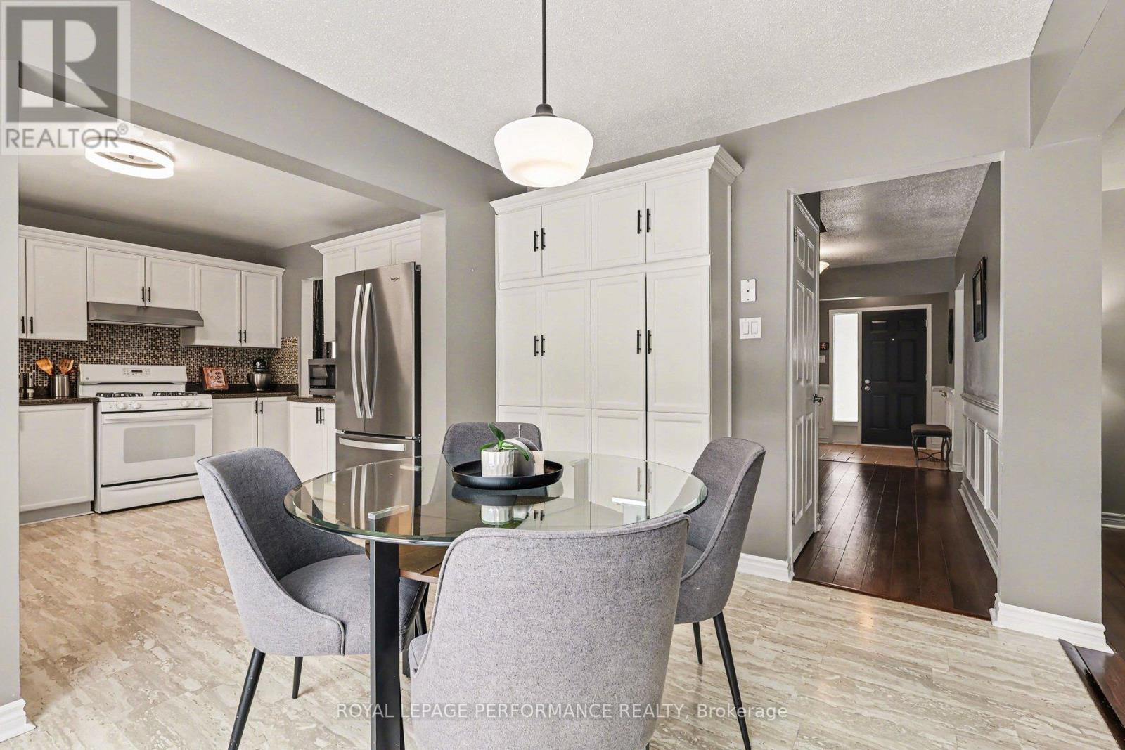 1606 Westport Crescent