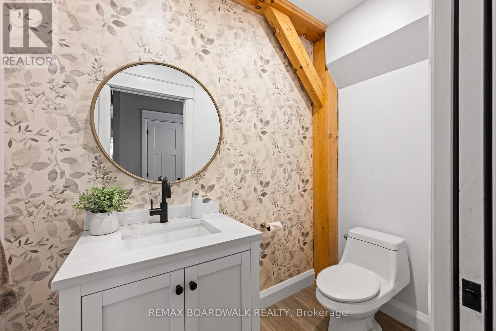 4701 4th Concession Road