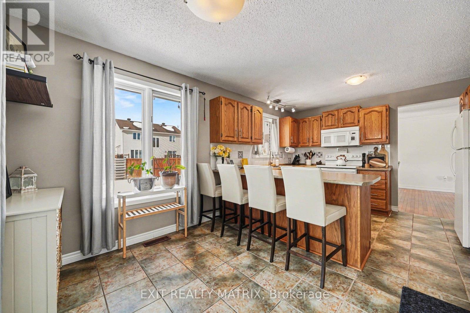 39 Lapointe Boulevard