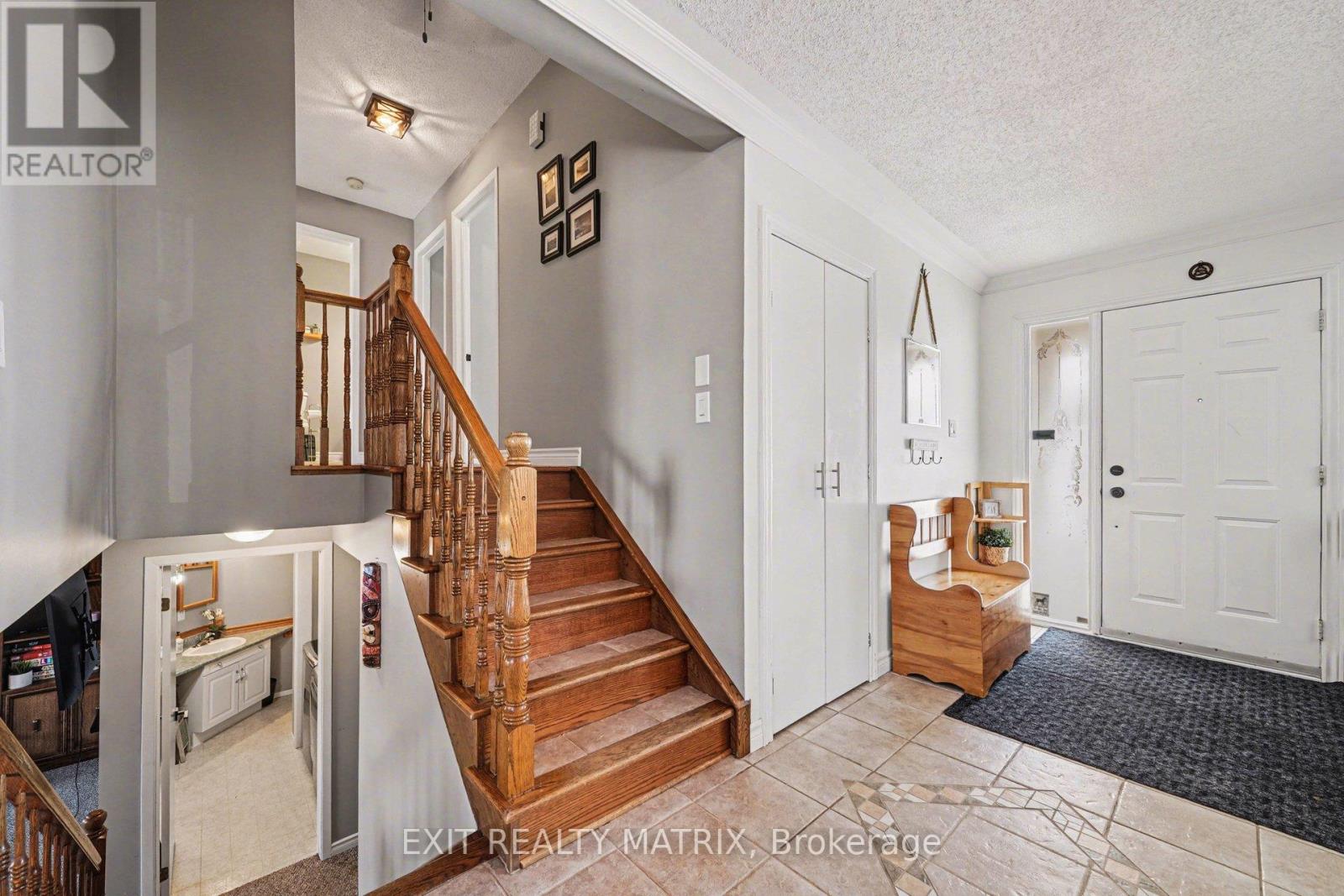 39 Lapointe Boulevard