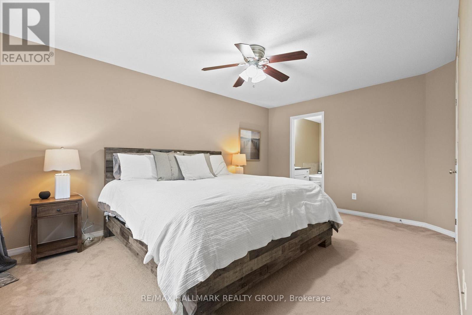 404 Wisteria Crescent