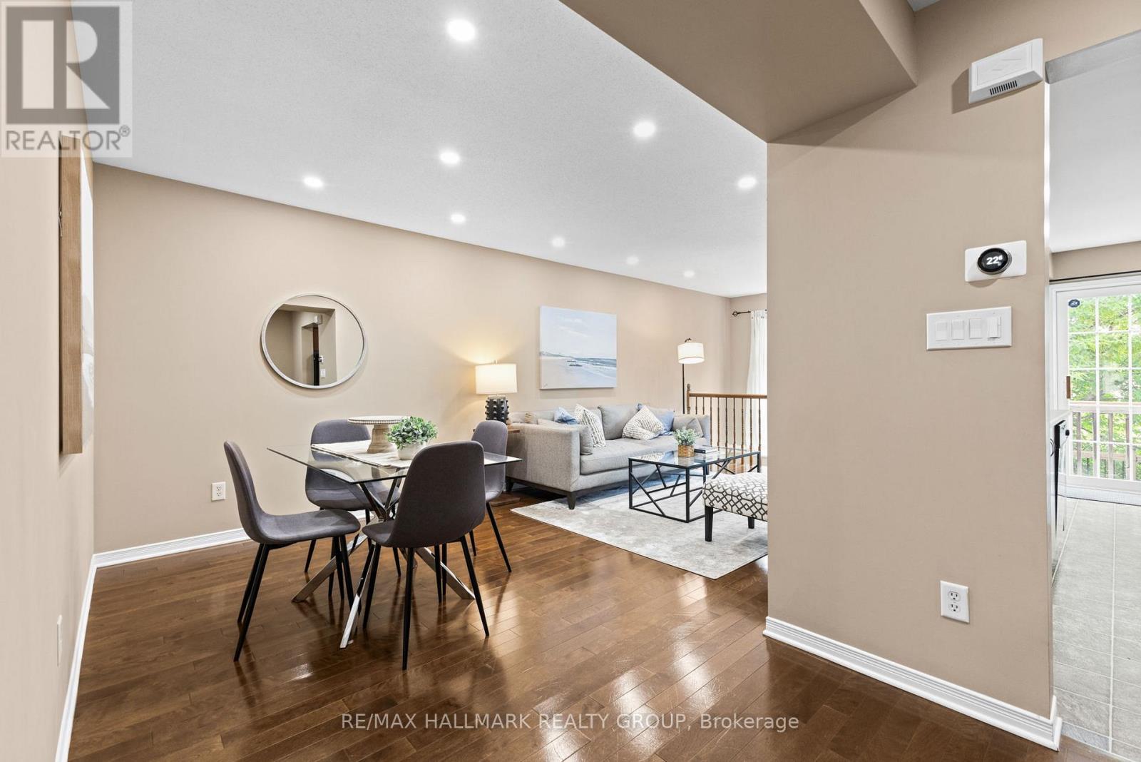 404 Wisteria Crescent