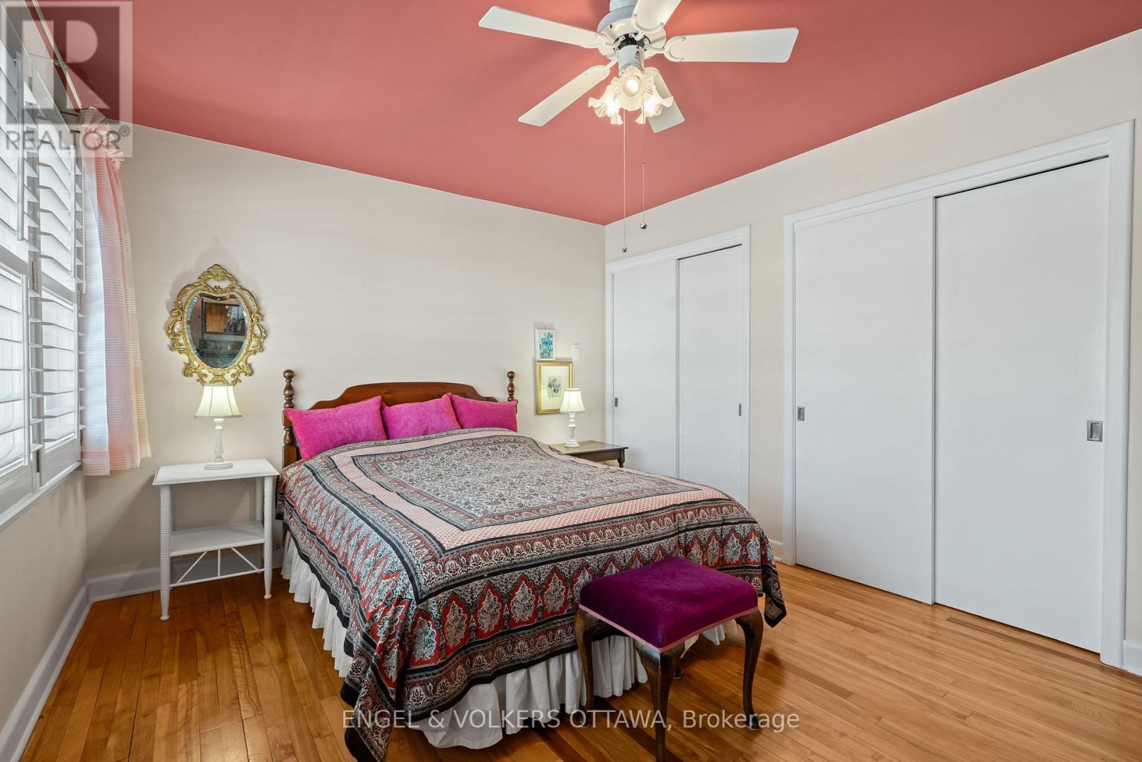 702 Dovercourt Avenue