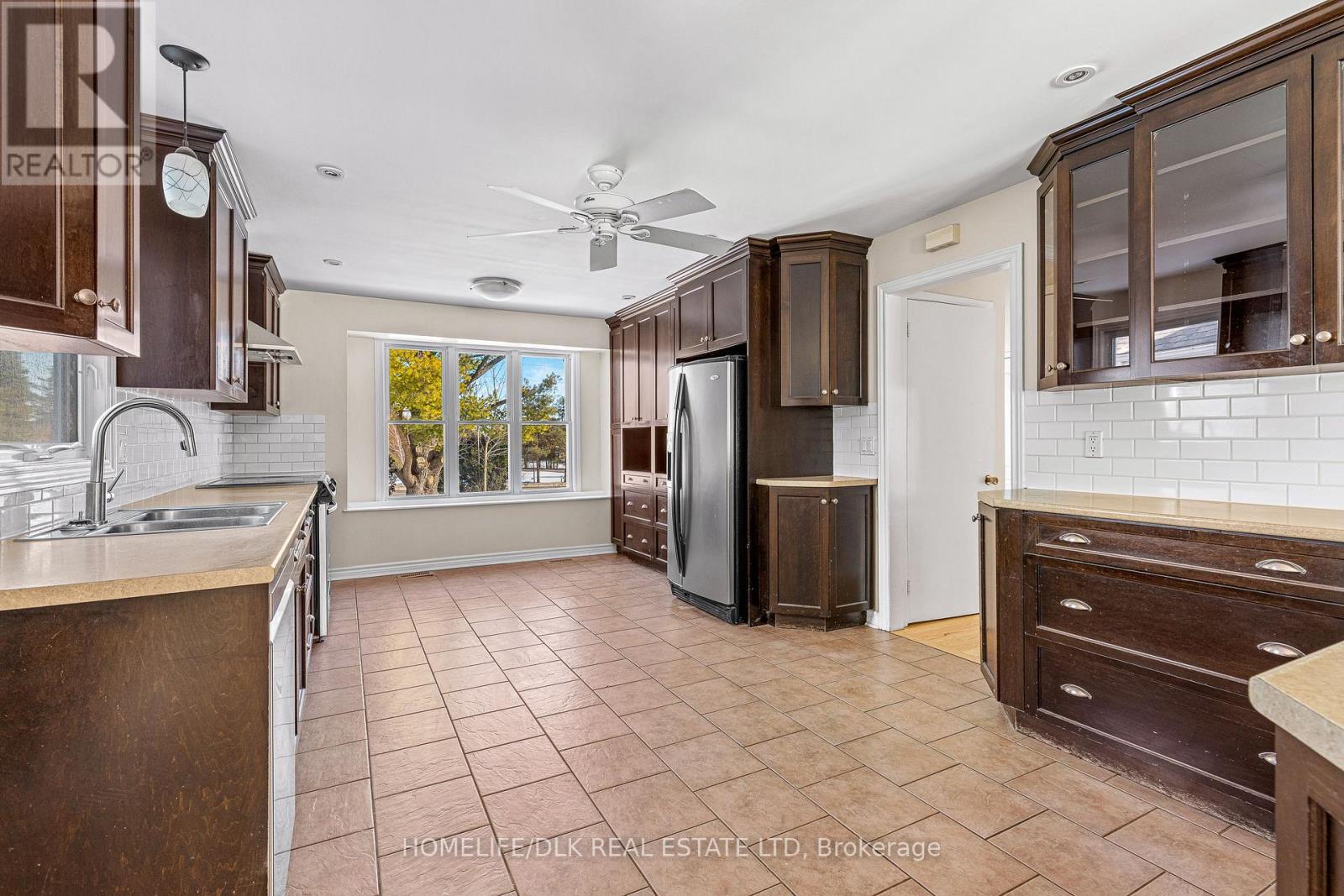 834 South Gower Drive