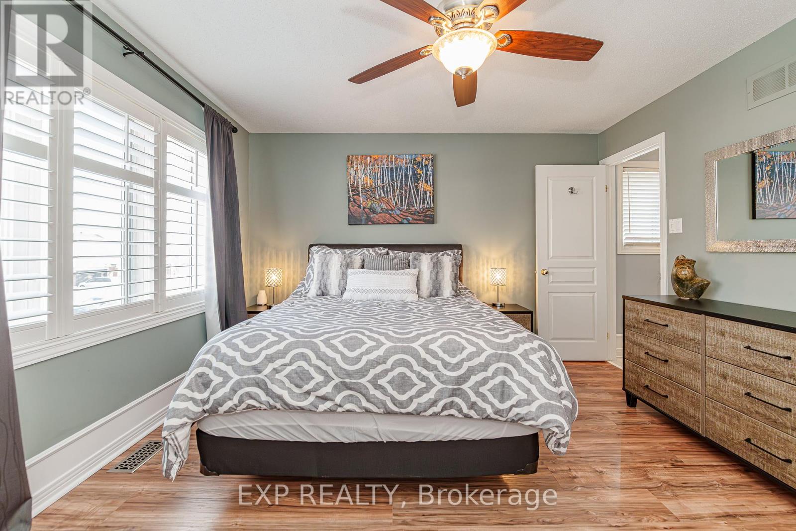 4466 Shoreline Drive