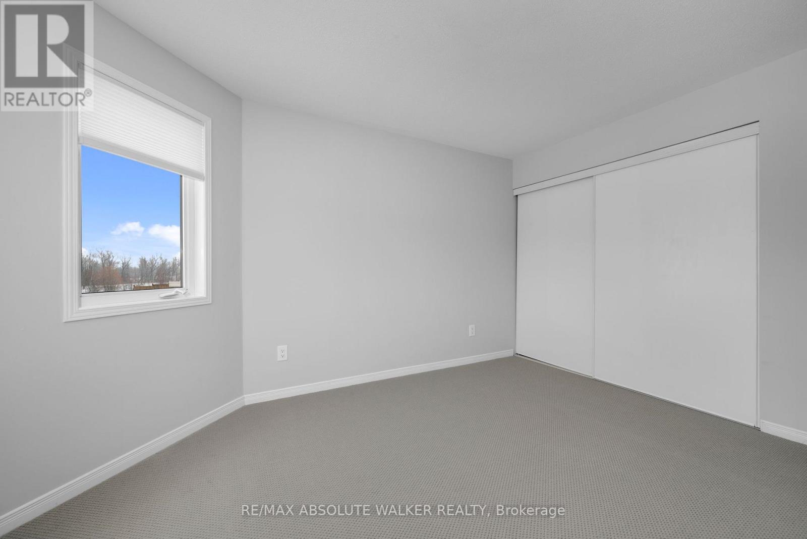 2351 Glandriel Crescent