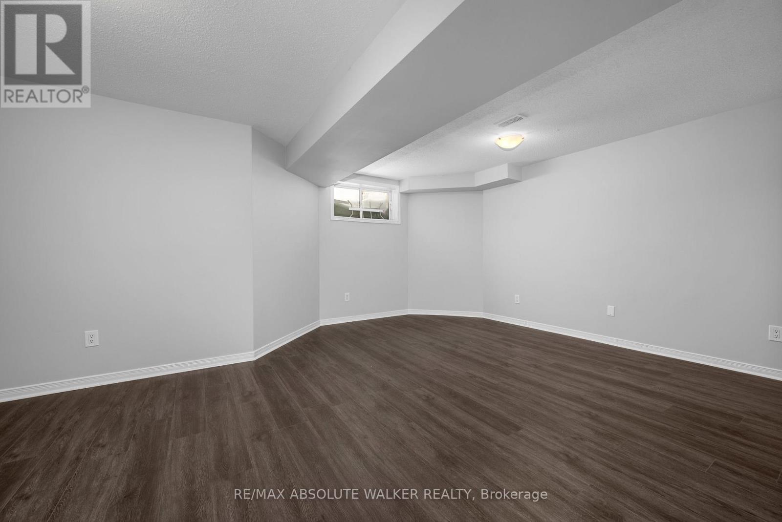 2351 Glandriel Crescent