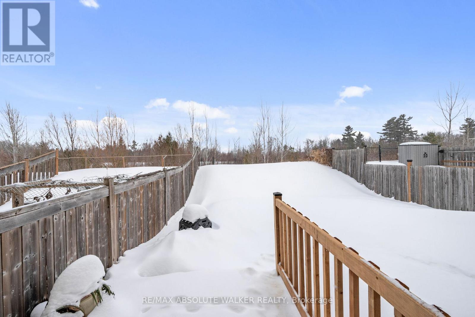 2351 Glandriel Crescent