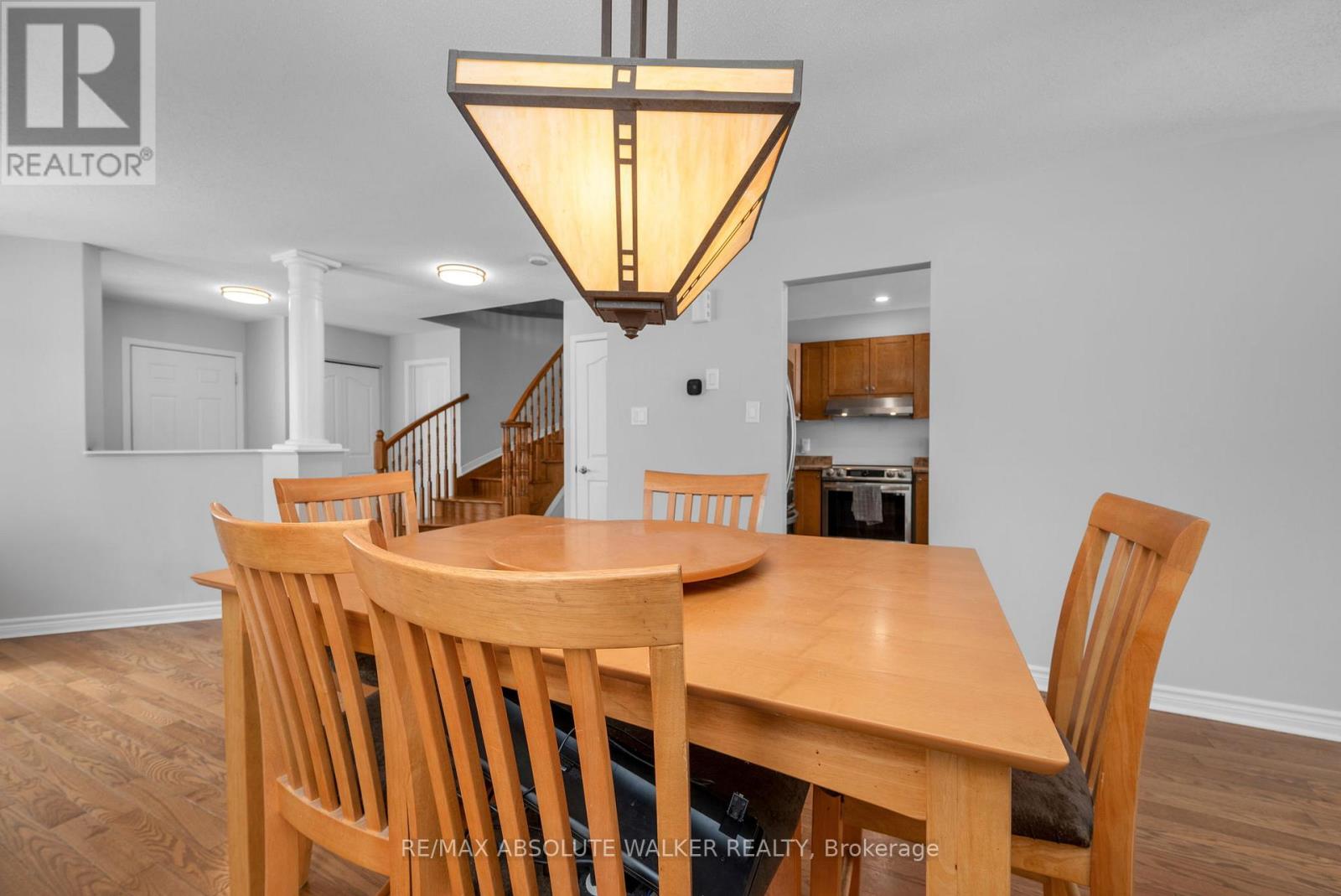 2351 Glandriel Crescent