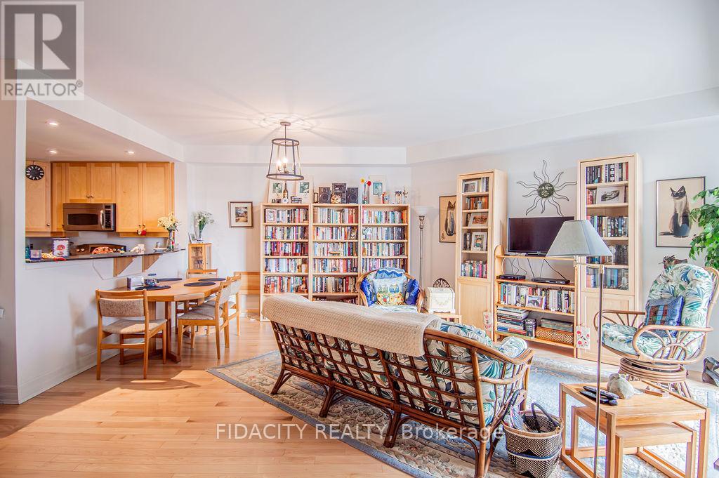 503 - 320 Mcleod Street