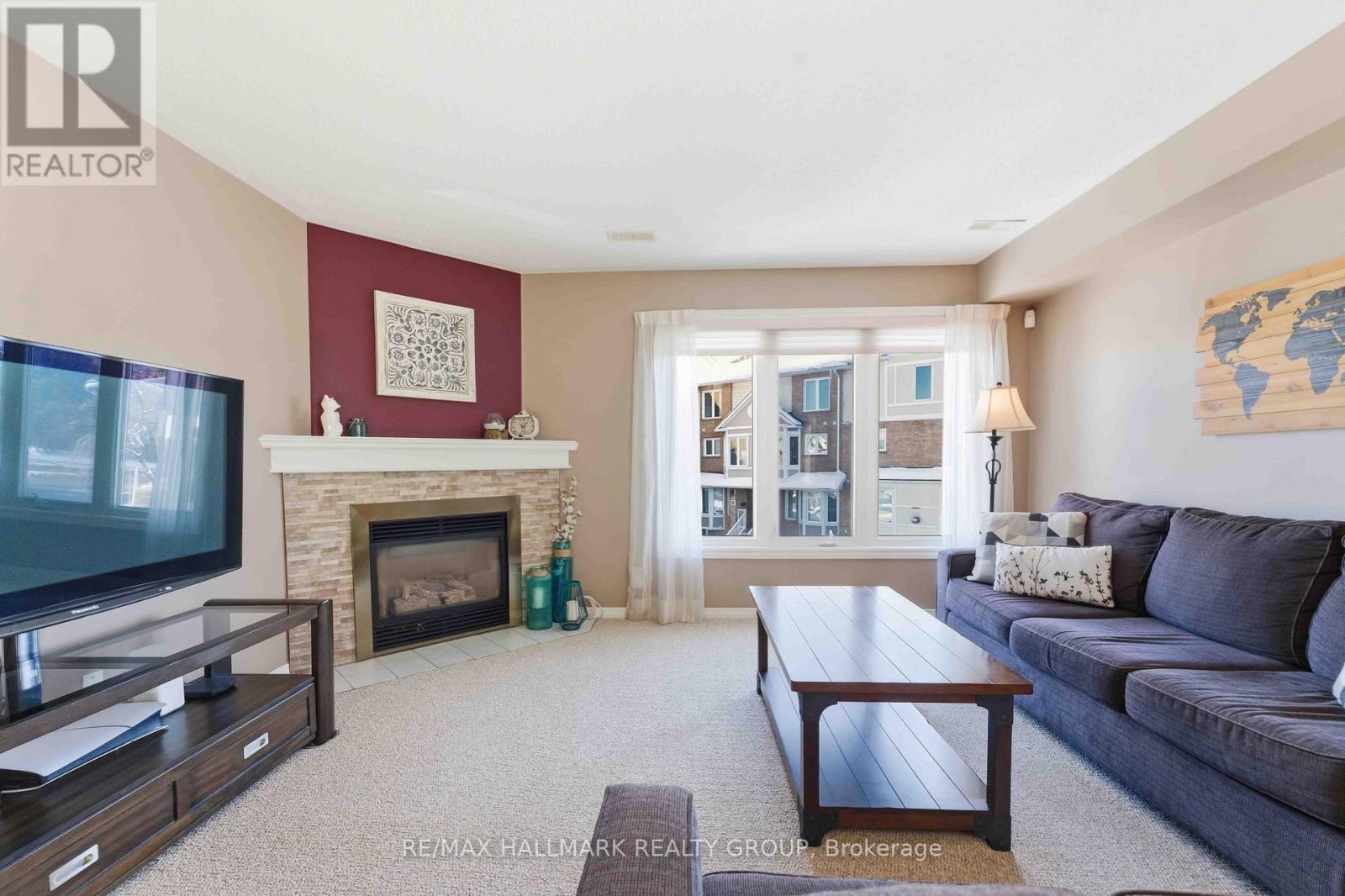 21 - 1660 Locksley Lane