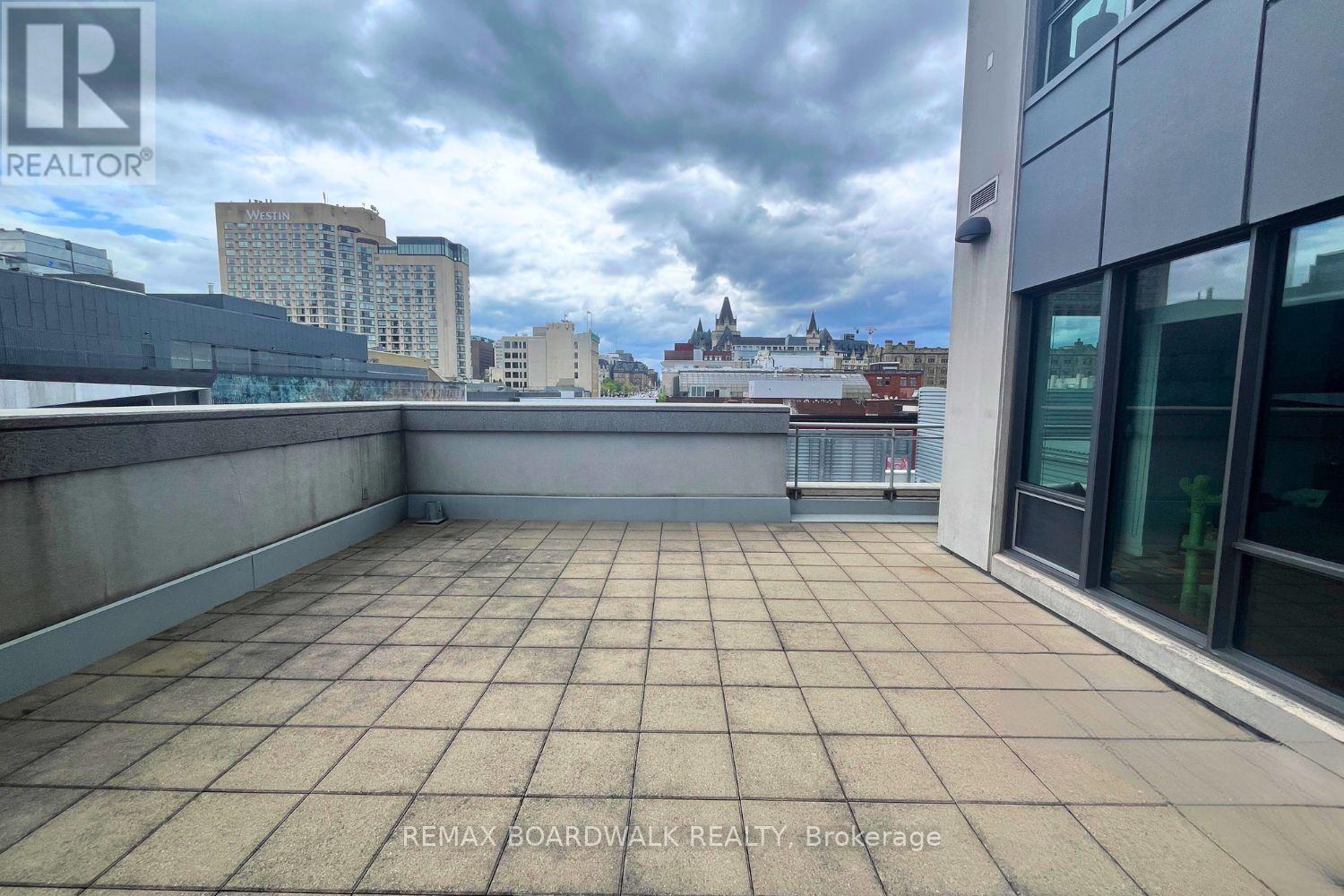 401 - 90 George Street