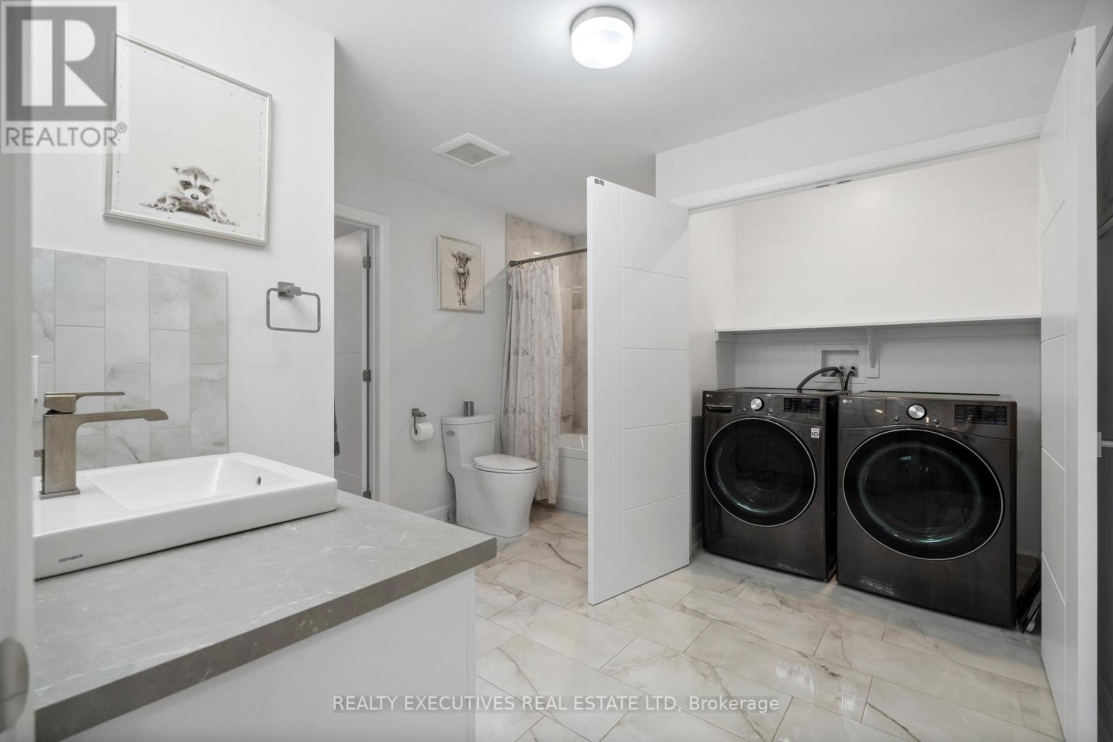 460 Arora Crescent S