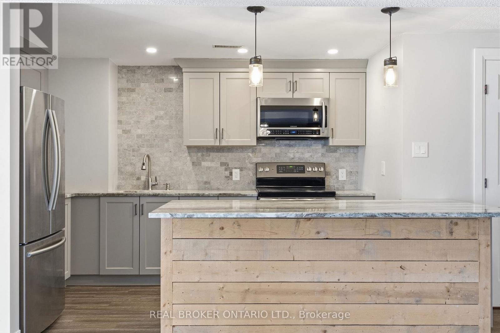 1391 Sutherland Drive