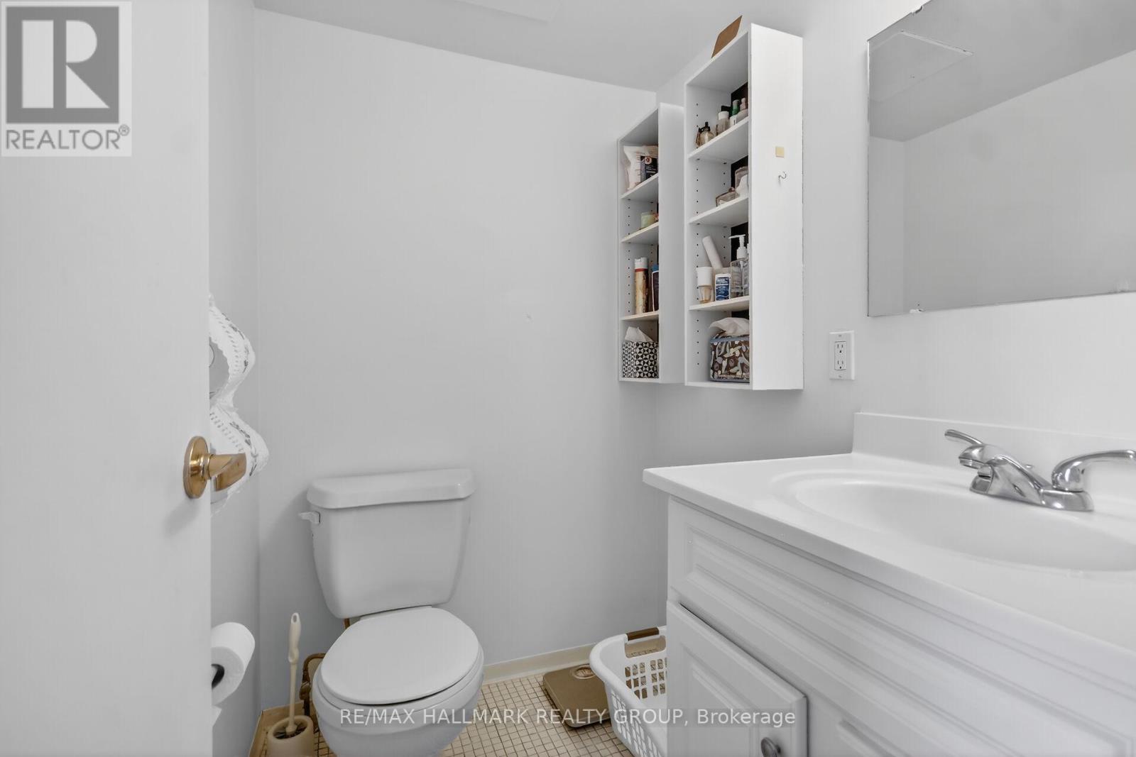 407 - 2400 Virginia Drive