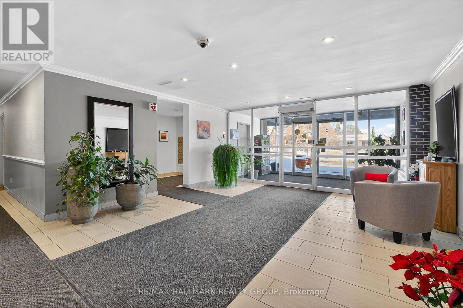 407 - 2400 Virginia Drive