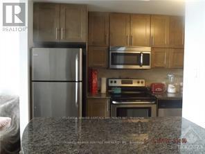 2603 - 179 Metcalfe Street