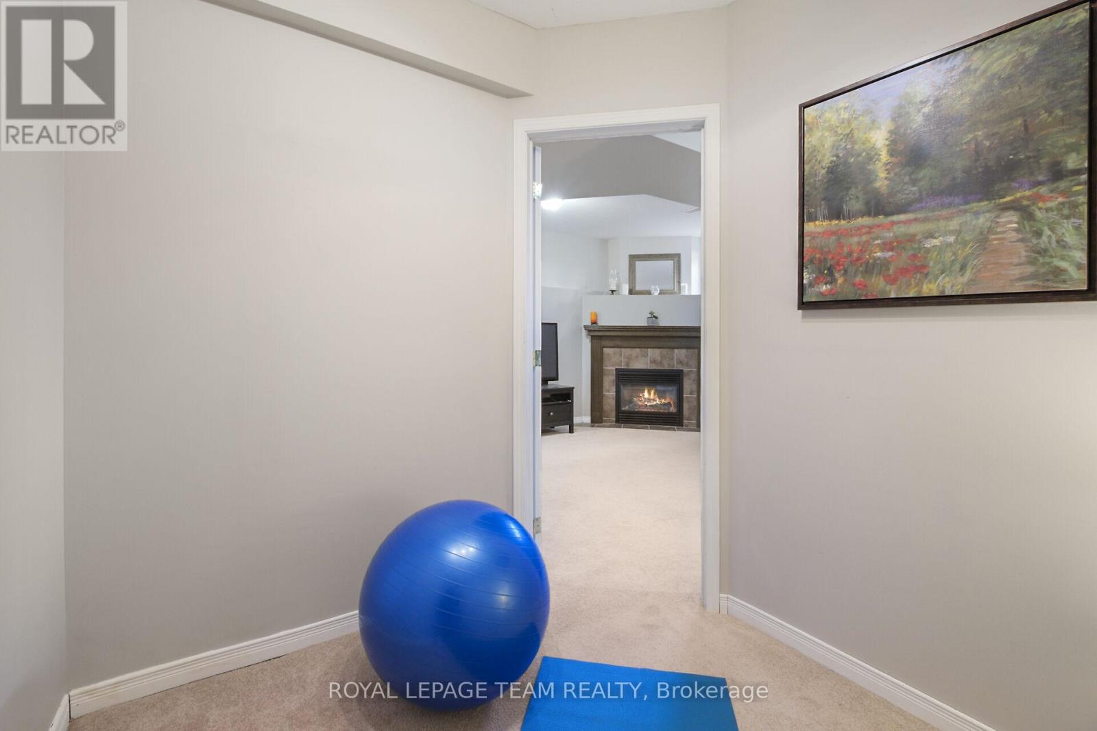 215 Parkrose Private