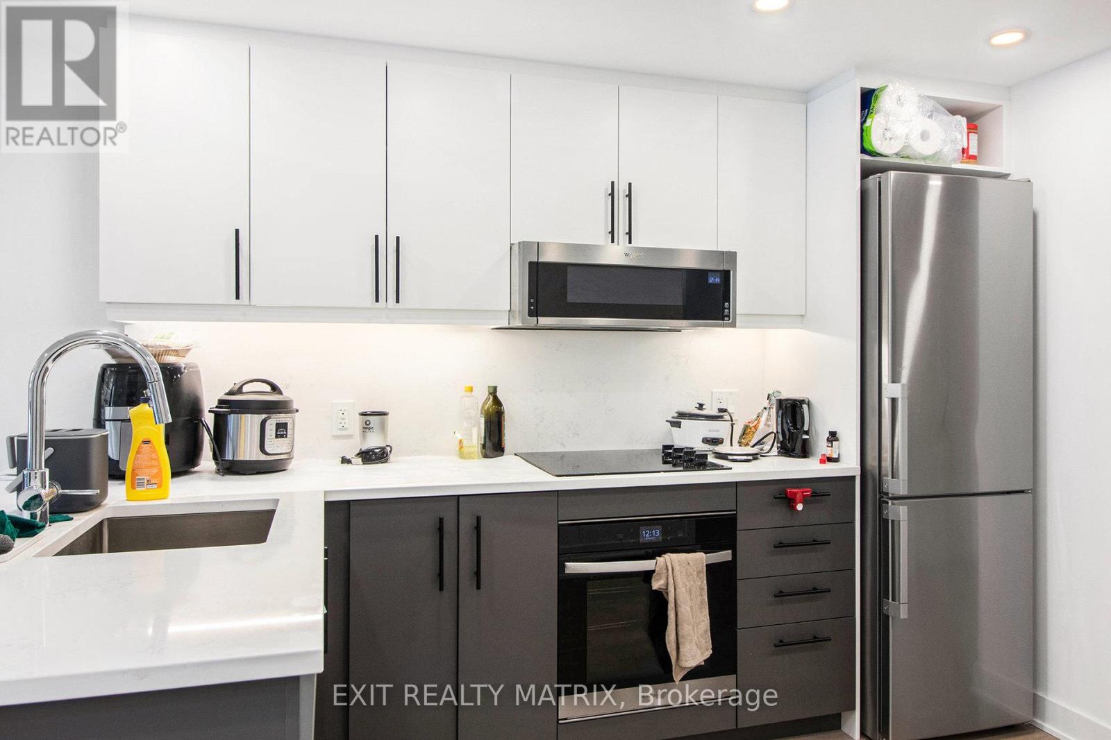 1101 - 340 Queen Street