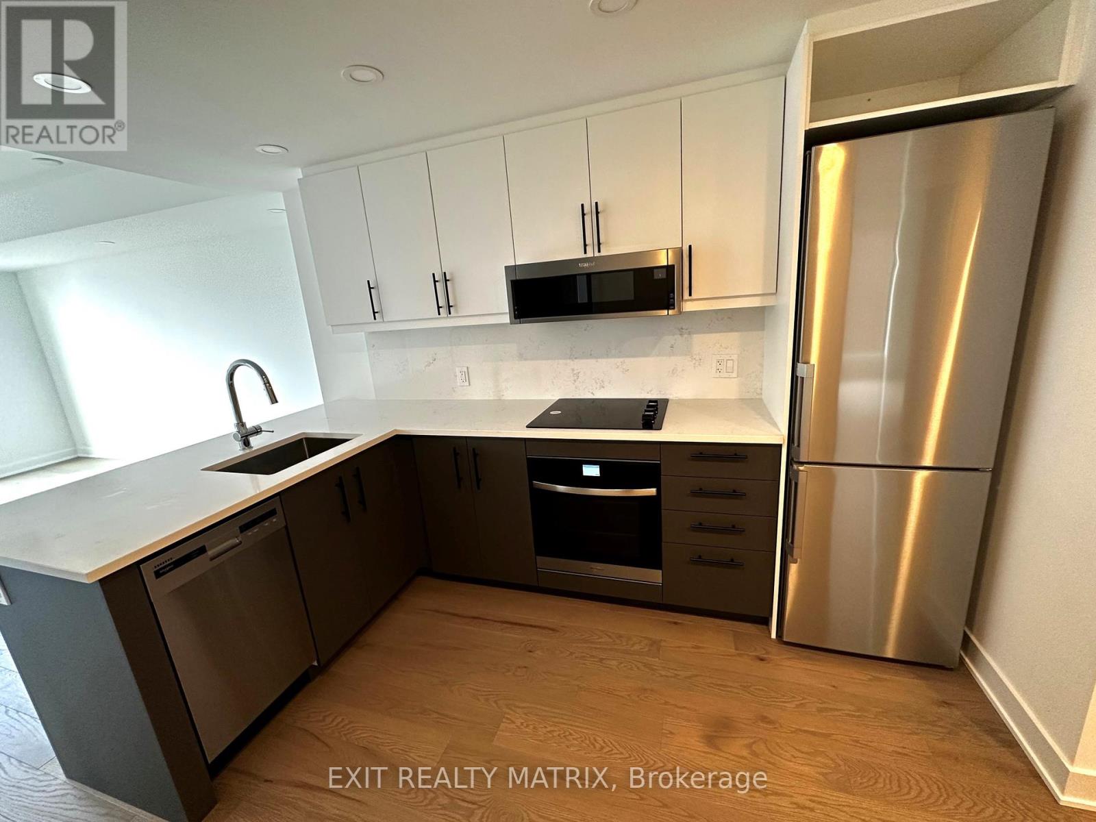 1101 - 340 Queen Street