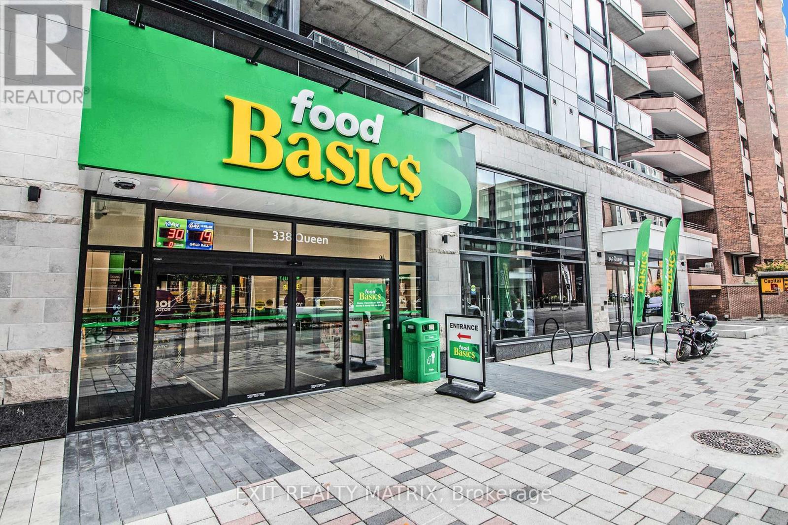 1101 - 340 Queen Street