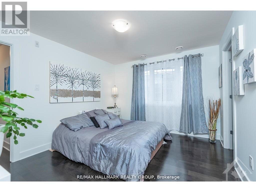 10 - 340 Tribeca Private