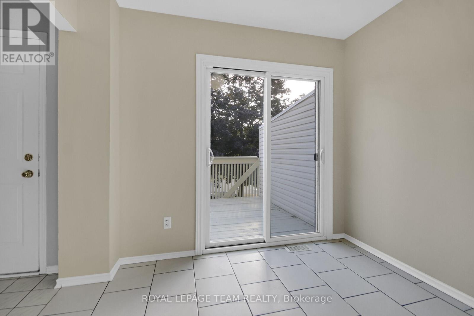 89 Thornbury Crescent