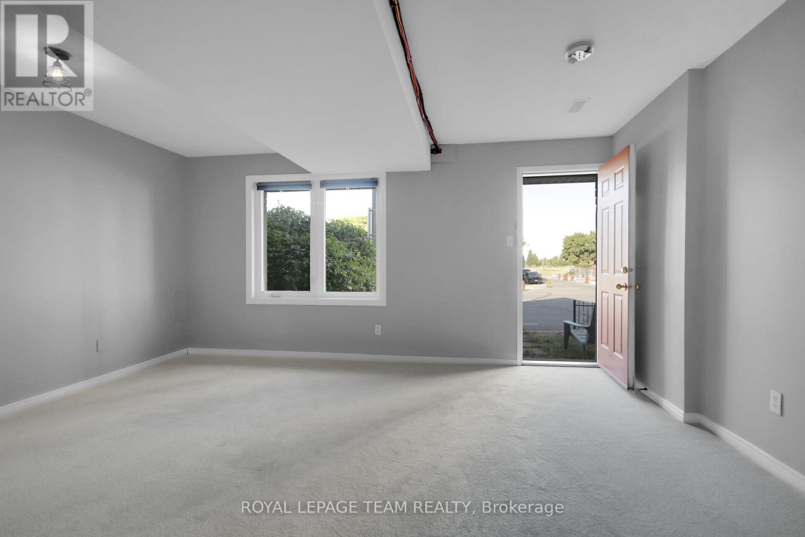 89 Thornbury Crescent