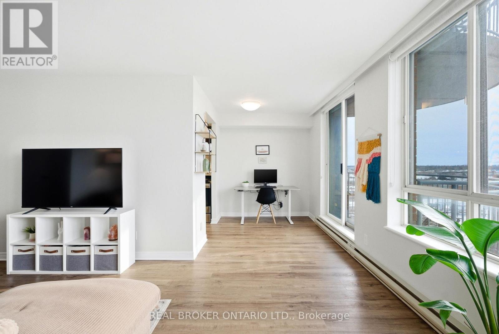 703 - 100 Grant Carman Drive