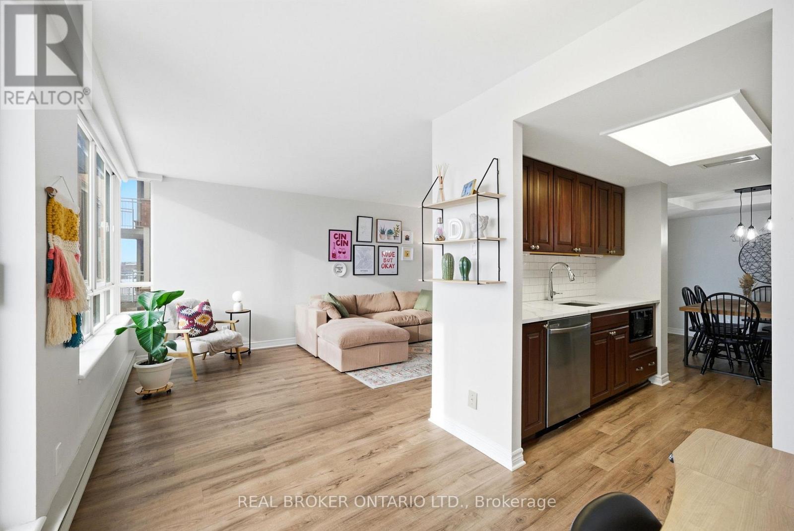 703 - 100 Grant Carman Drive