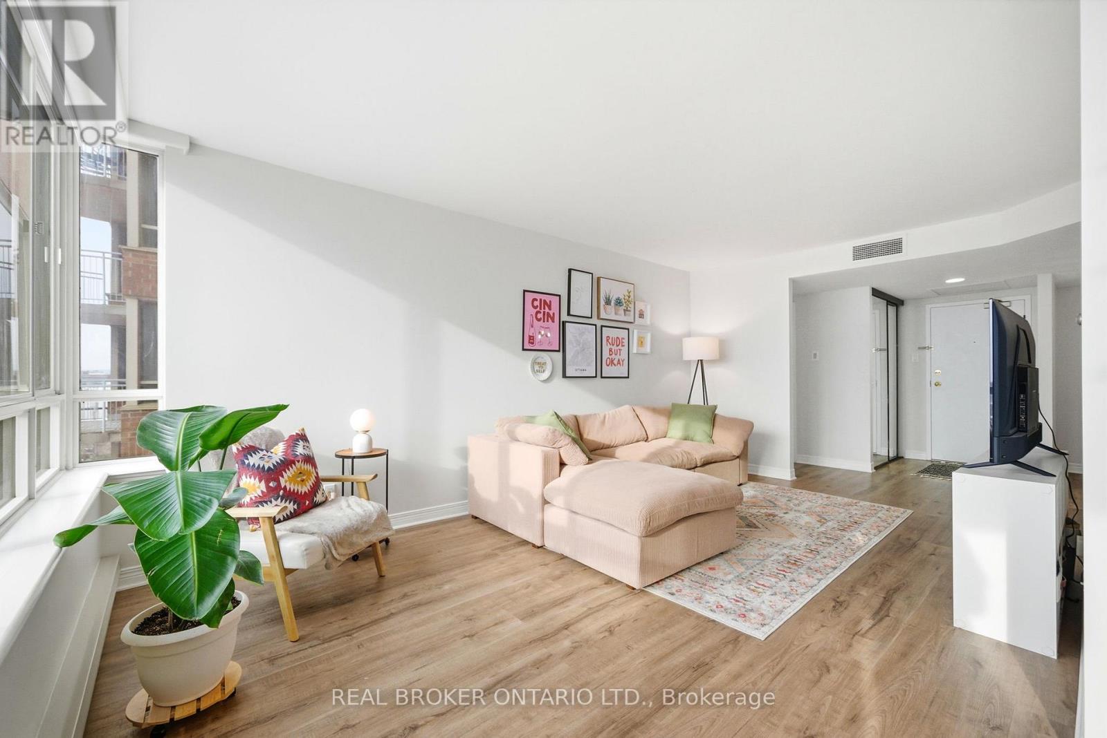 703 - 100 Grant Carman Drive