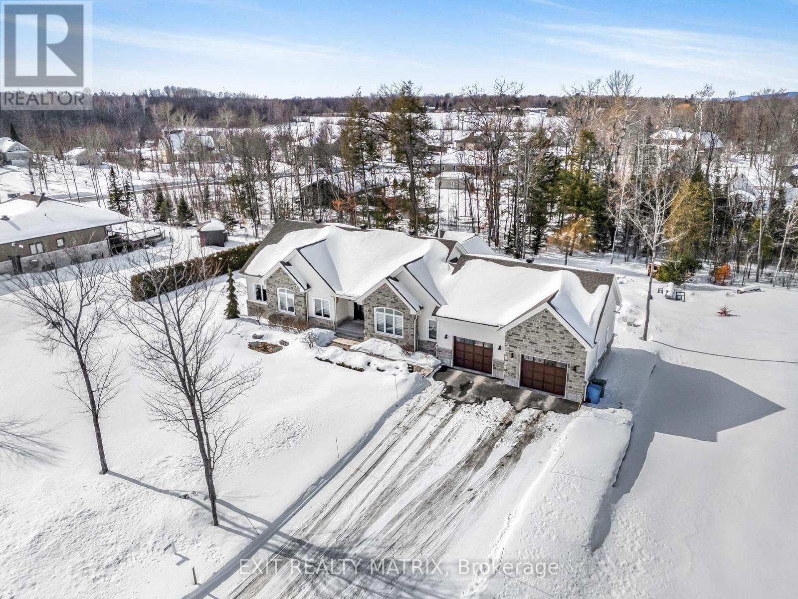 58 De La Seigneurie Street