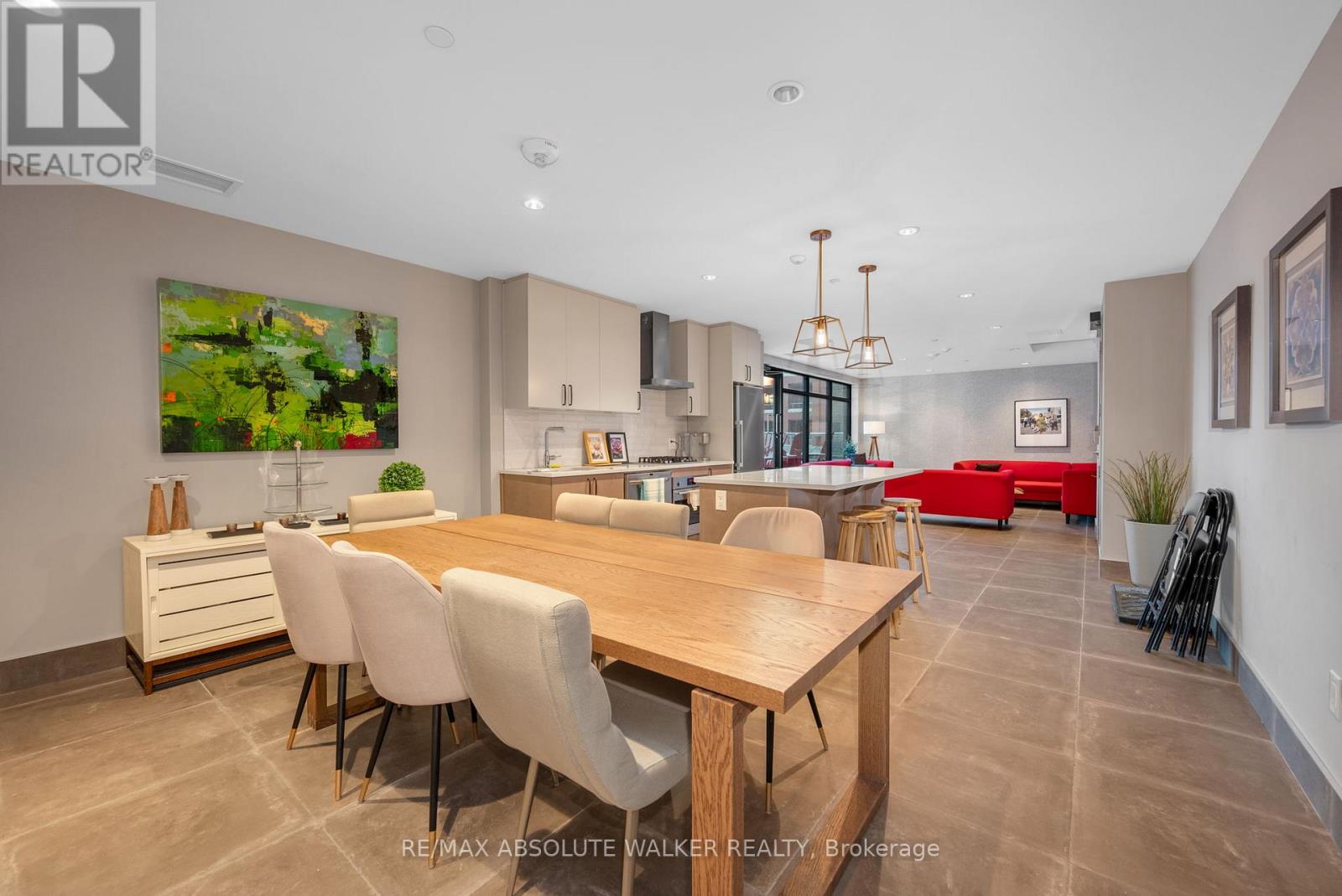 218 - 60 Springhurst Avenue