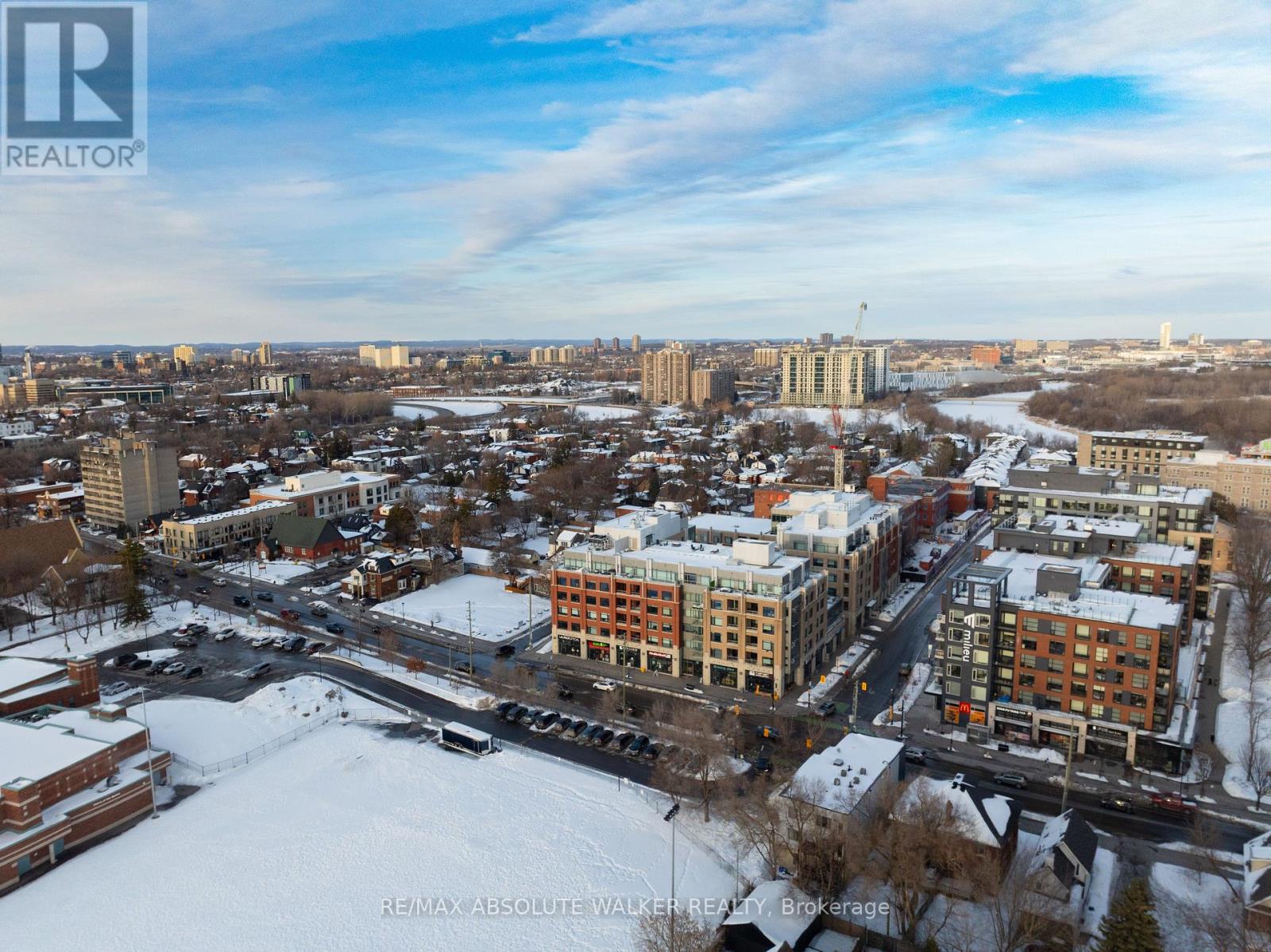 218 - 60 Springhurst Avenue