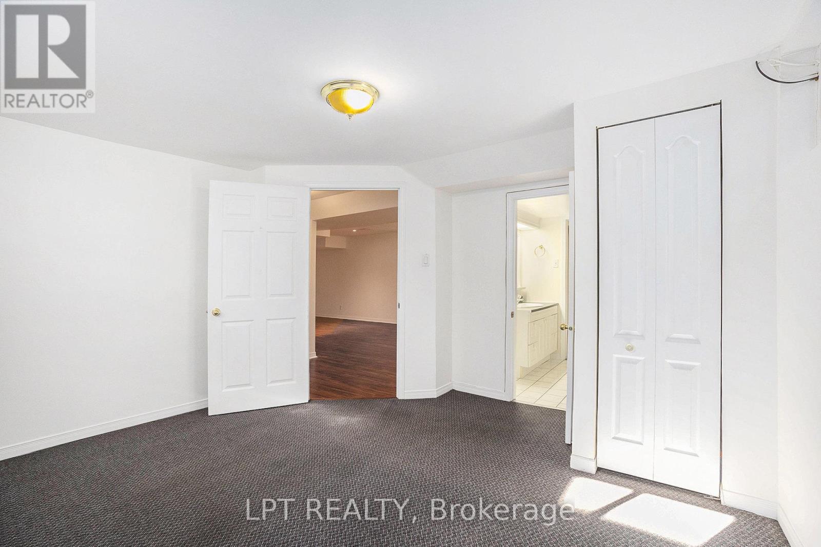 1517 Caverley Street