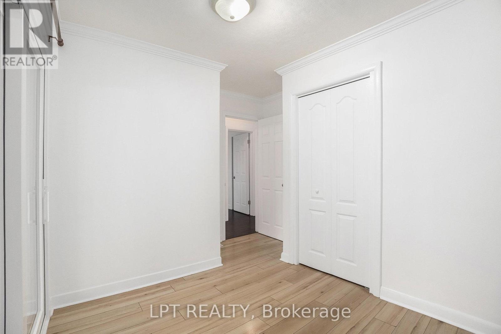 1517 Caverley Street