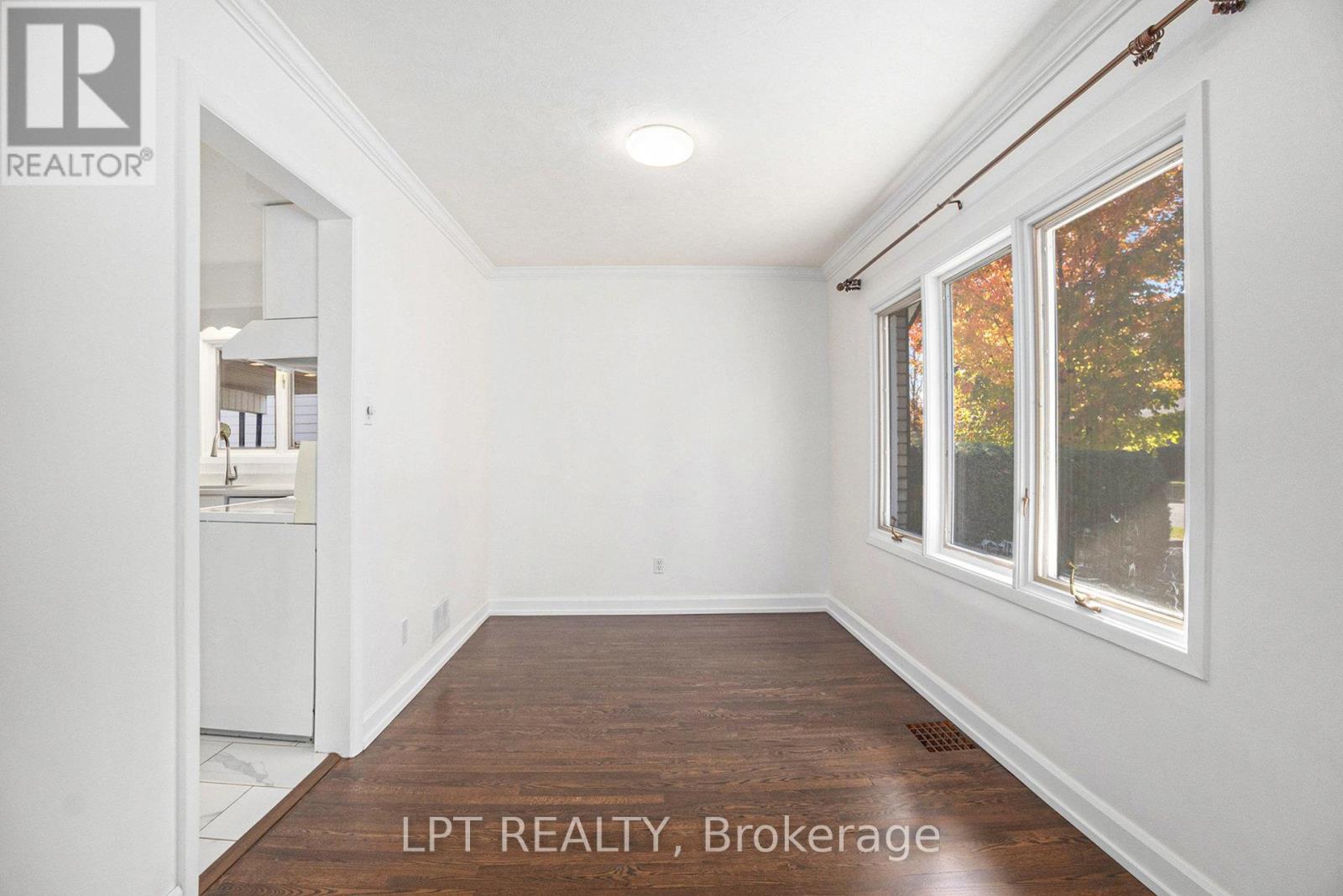 1517 Caverley Street