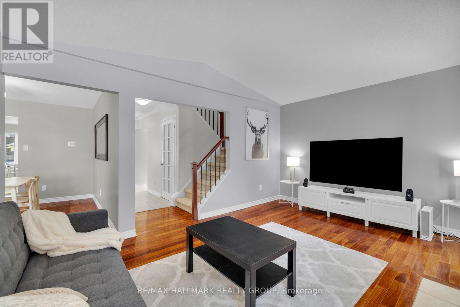 17 Glenmoriston Avenue