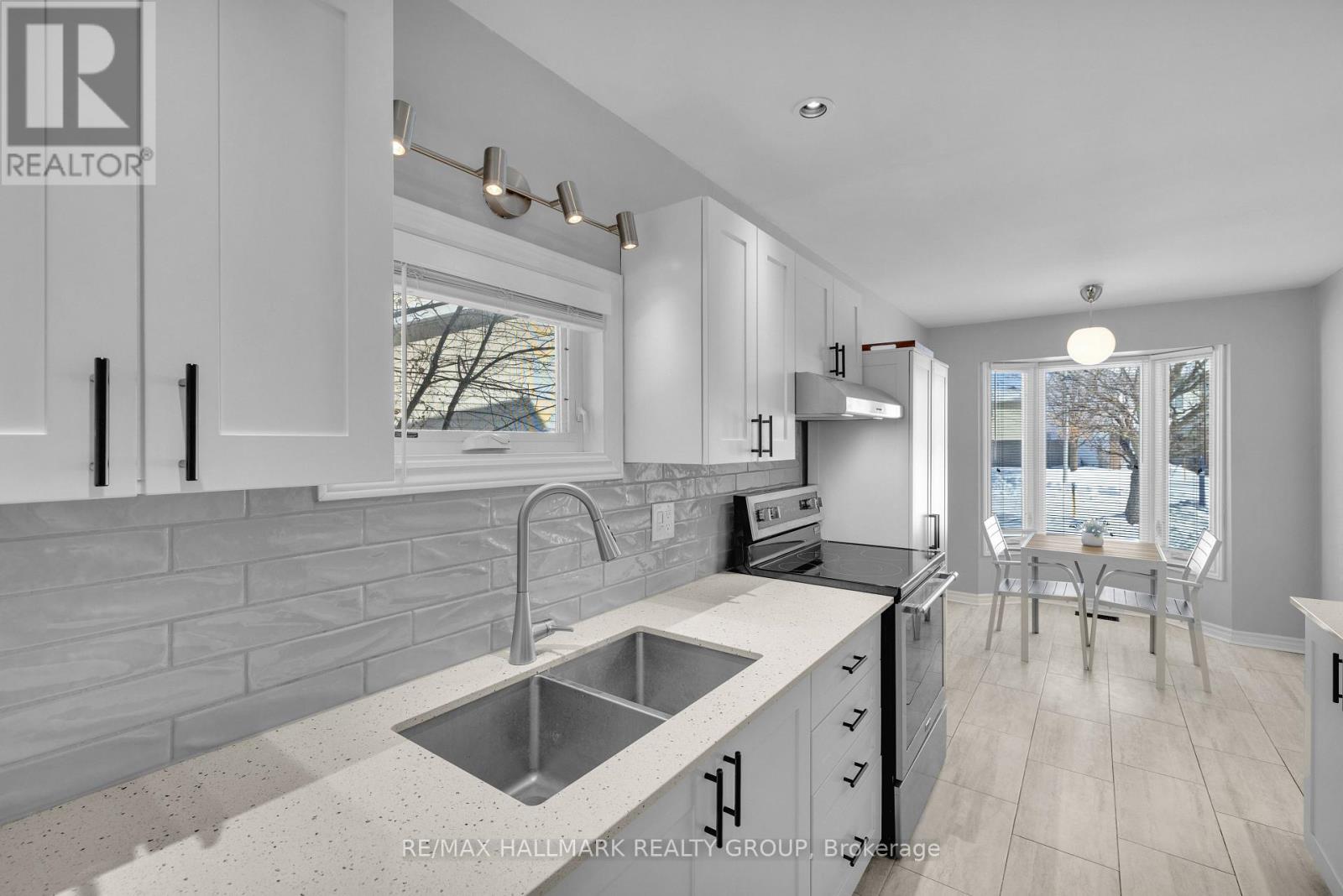 17 Glenmoriston Avenue