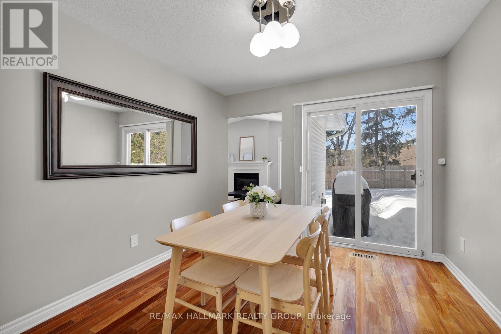 17 Glenmoriston Avenue