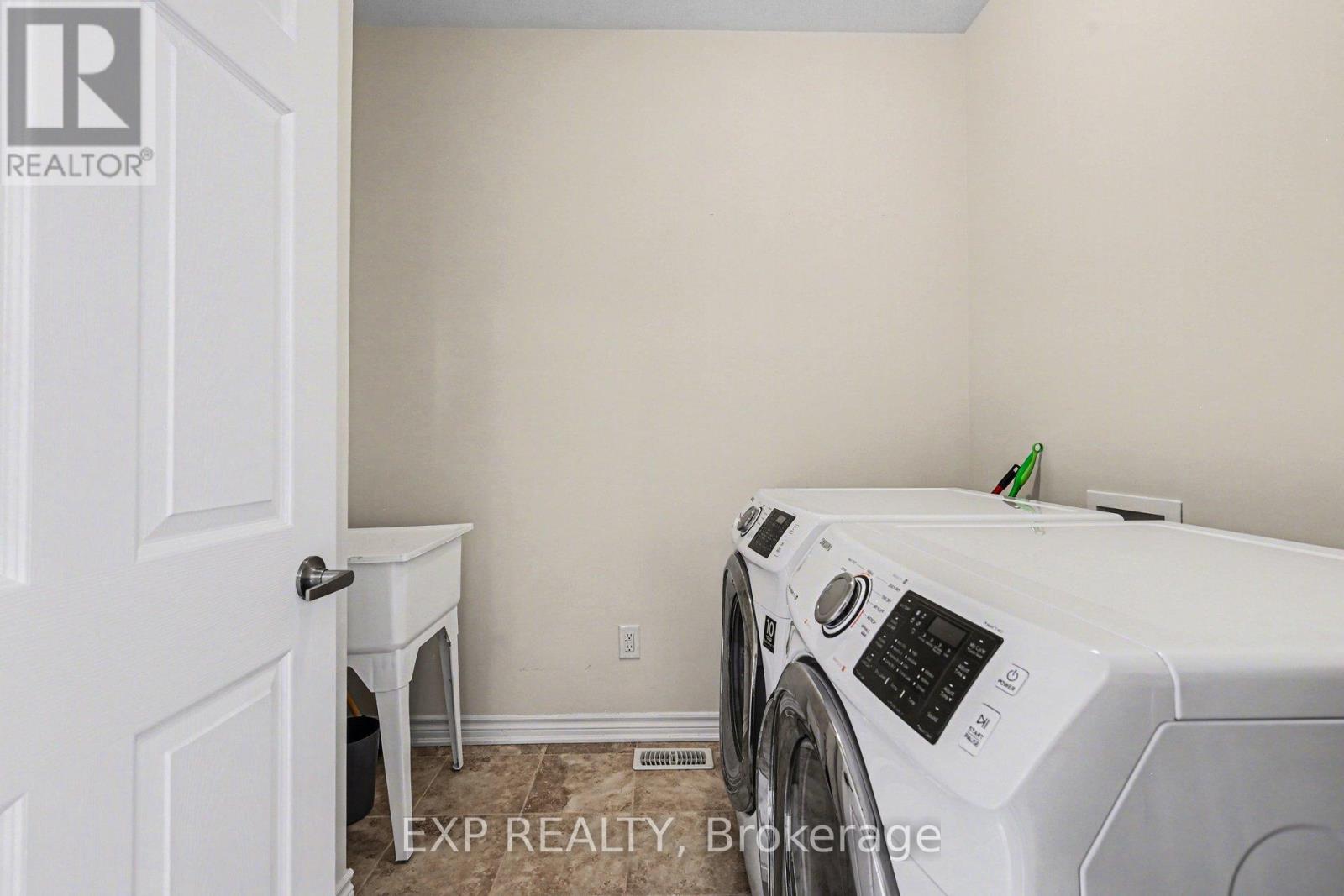 90 Switch Grass Crescent