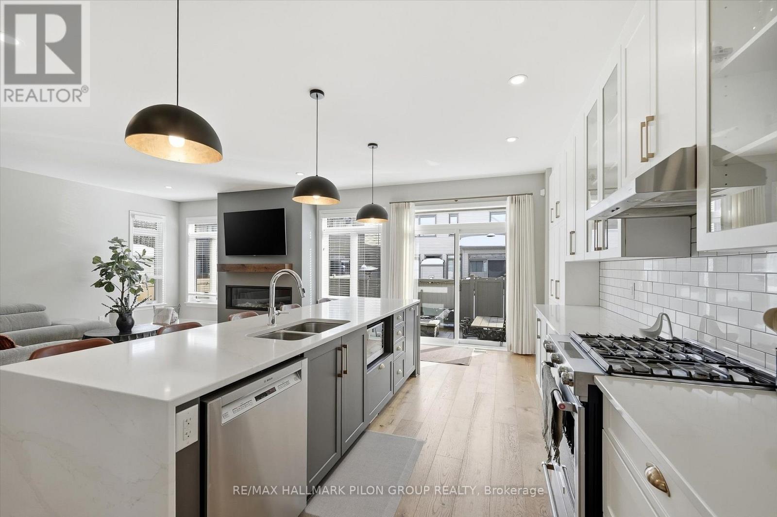 274 Shinleaf Crescent