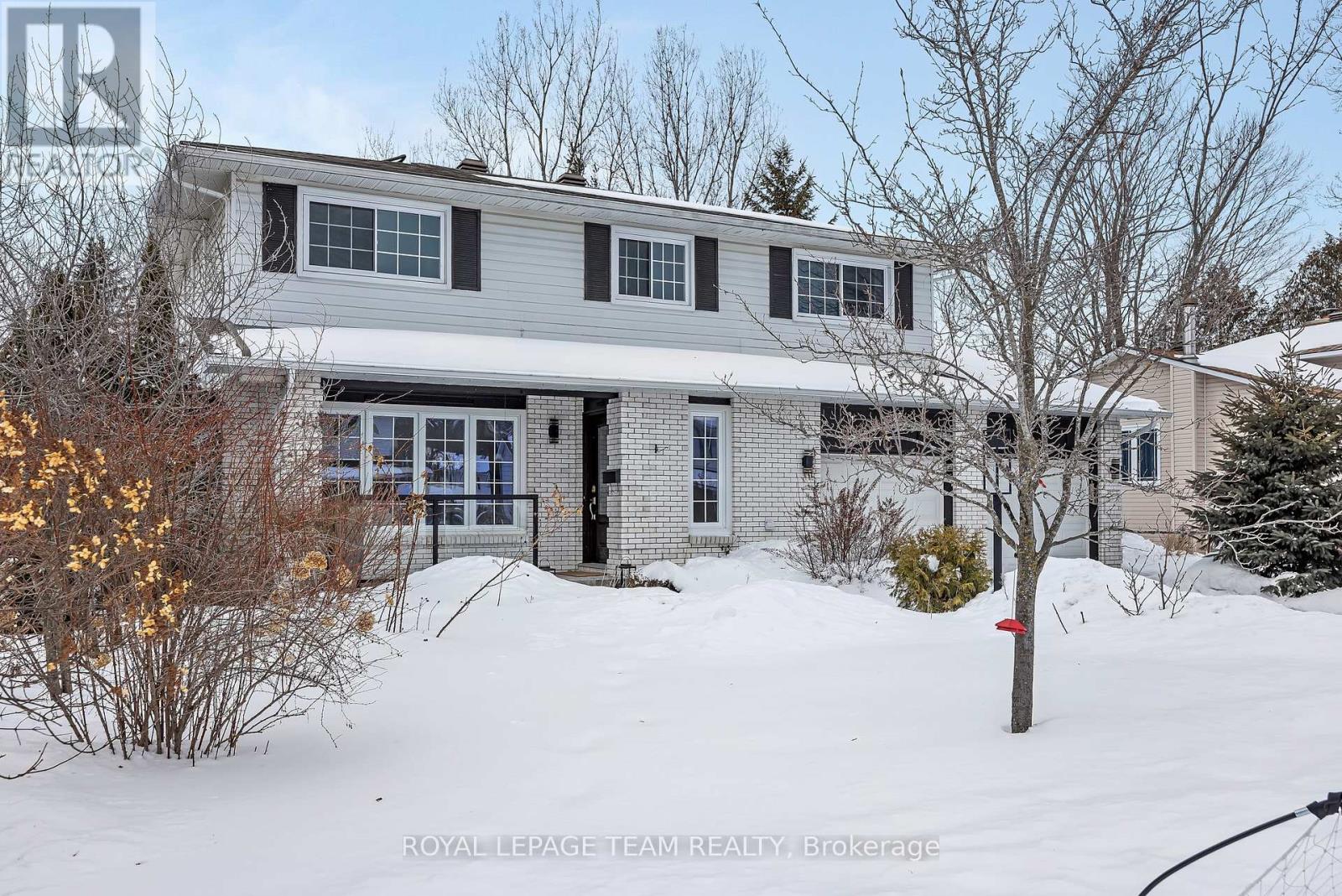 6 Stroughton Crescent