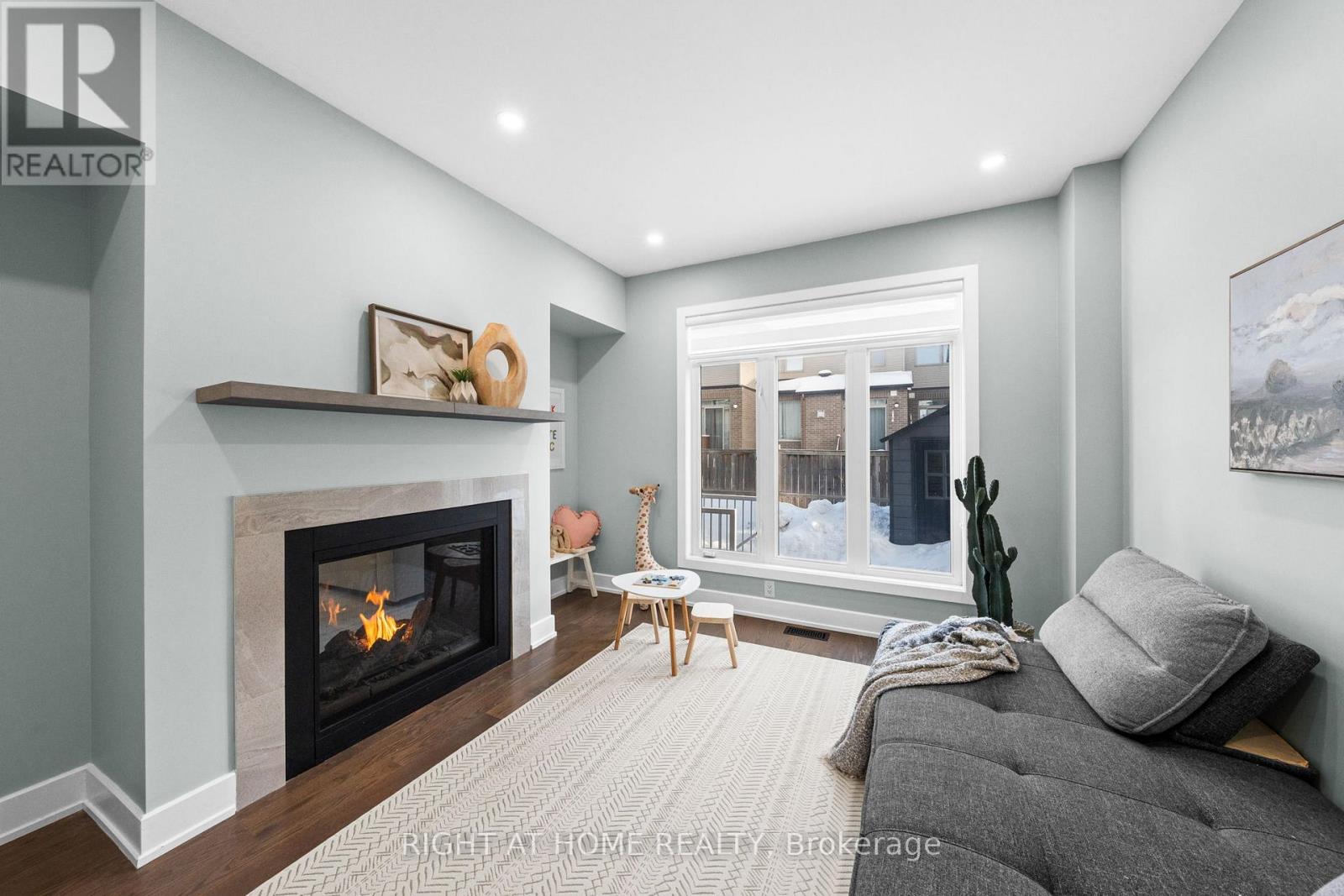 424 Golden Springs Drive