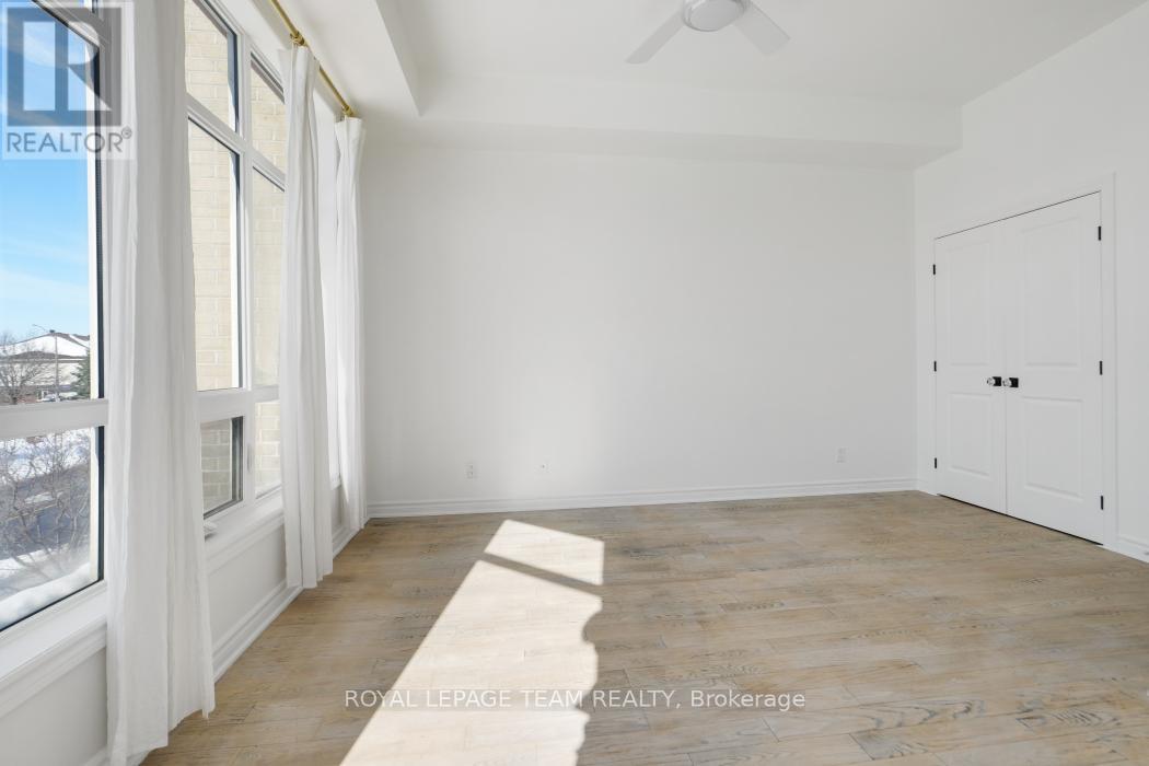 203 - 500 Claridge Drive